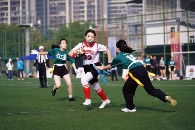 全国青少年U系列腰旗橄榄球武汉站收官：男子冠