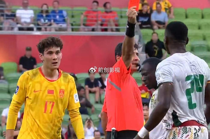 国足对阵喀麦隆赛展现年轻球员成长空间