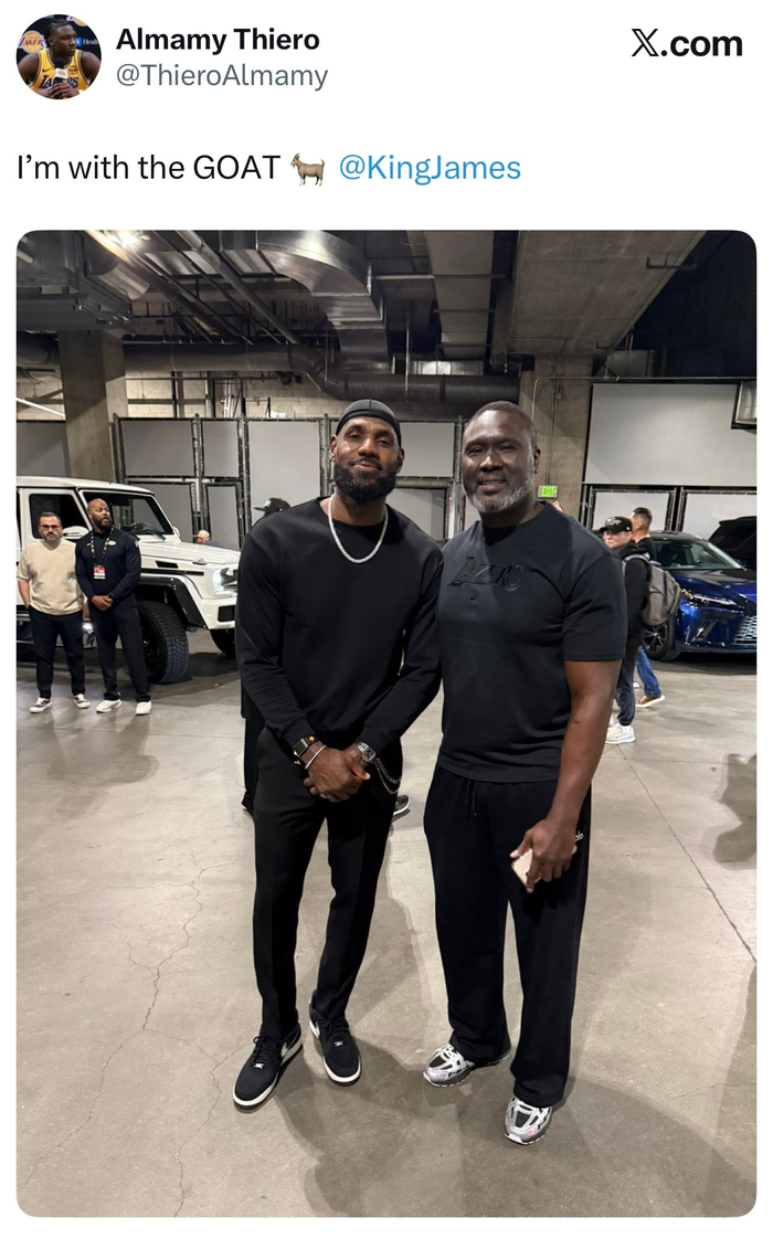 蒂耶罗父子赛后合影曝光引发热议