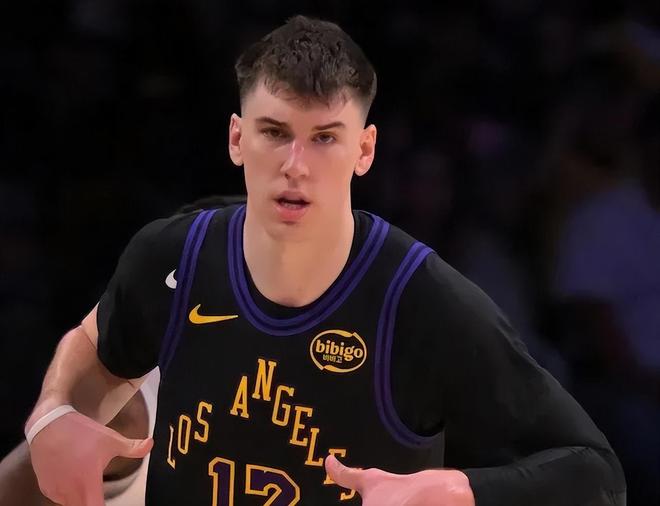 湖人替补三将扛起进攻火力 拉拉维亚防守成关键